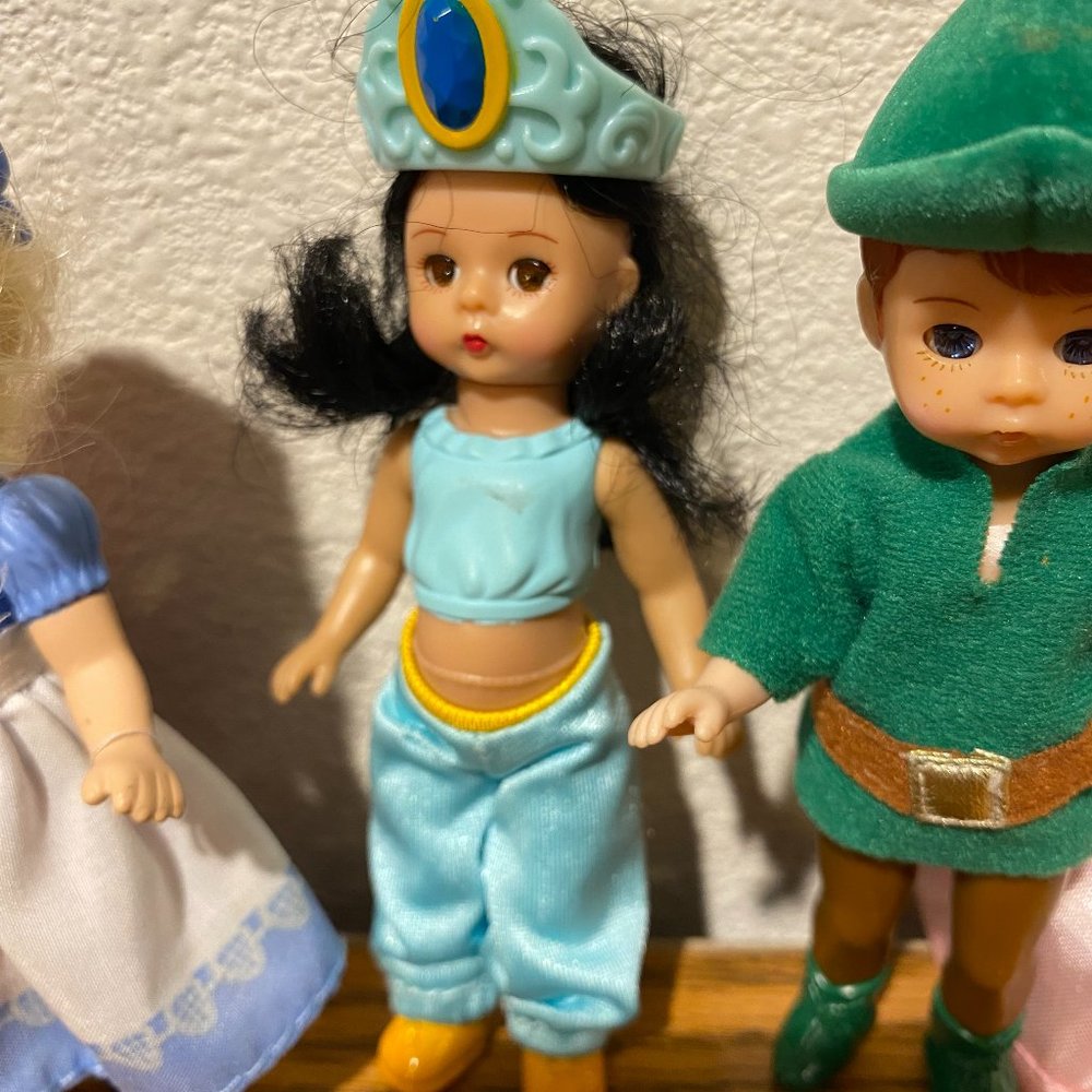 Six Madame Alexanders Doll Assortment - Picture 7 of 14